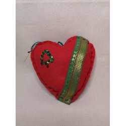 Store filt-hjerter julemotiver