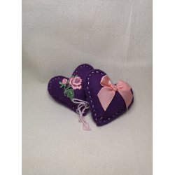 Sm� filt-hjerter uden oph�ng