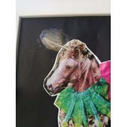 Corny Horse i hvid ramme